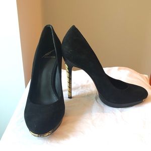 Brian Atwood black suede gold gator leather pumps